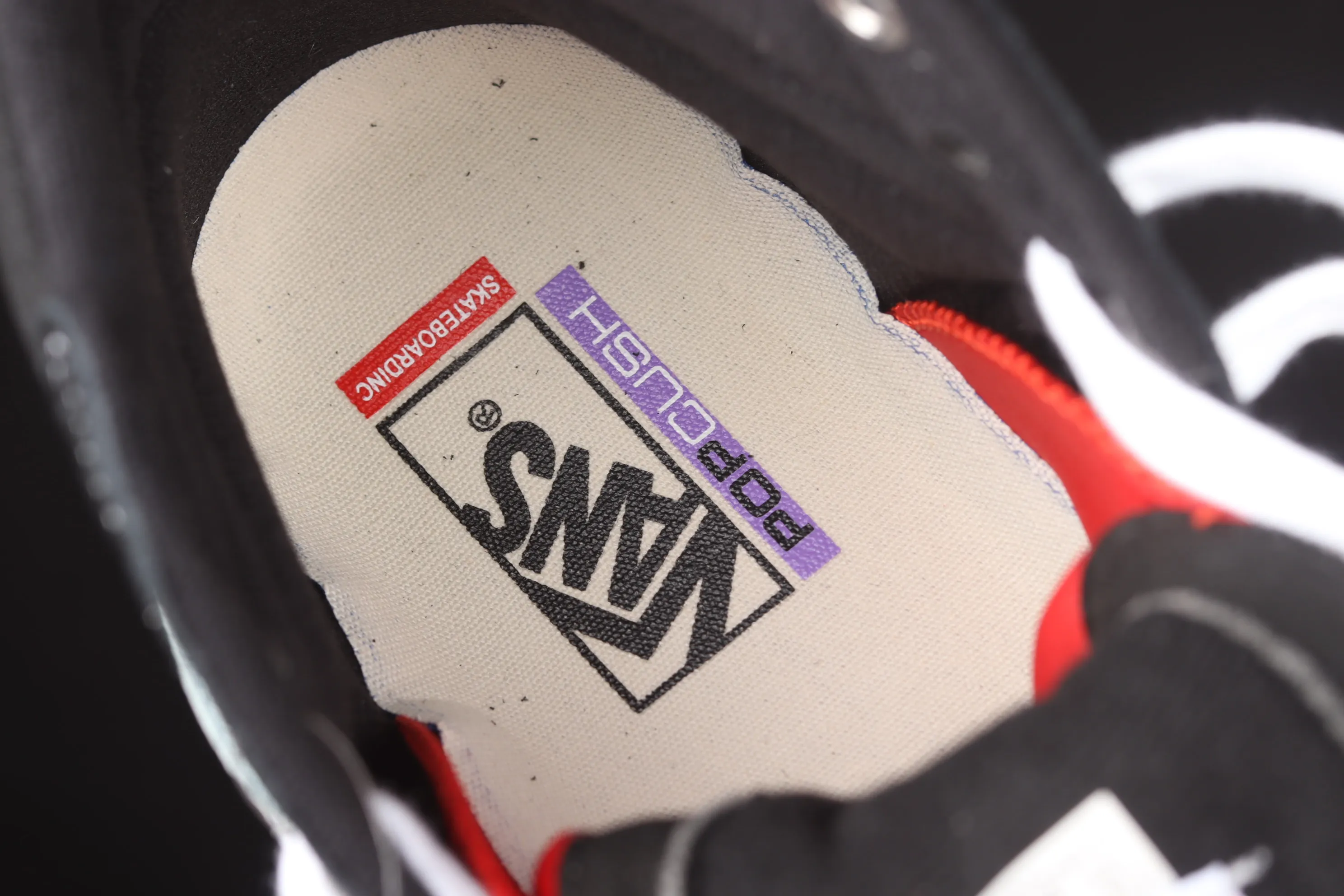 All categories Vans Vans series Vans Mid Vans China Vans Sk8-Hi Vans black side checkerboard professional skateboard shoes VN0A5FCCY28